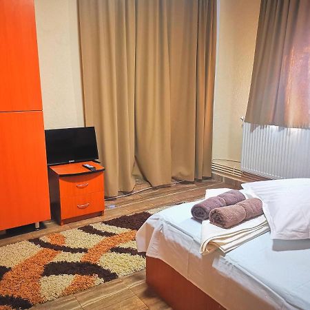 Casa Petrescu Villa Curtea De Arges Ngoại thất bức ảnh