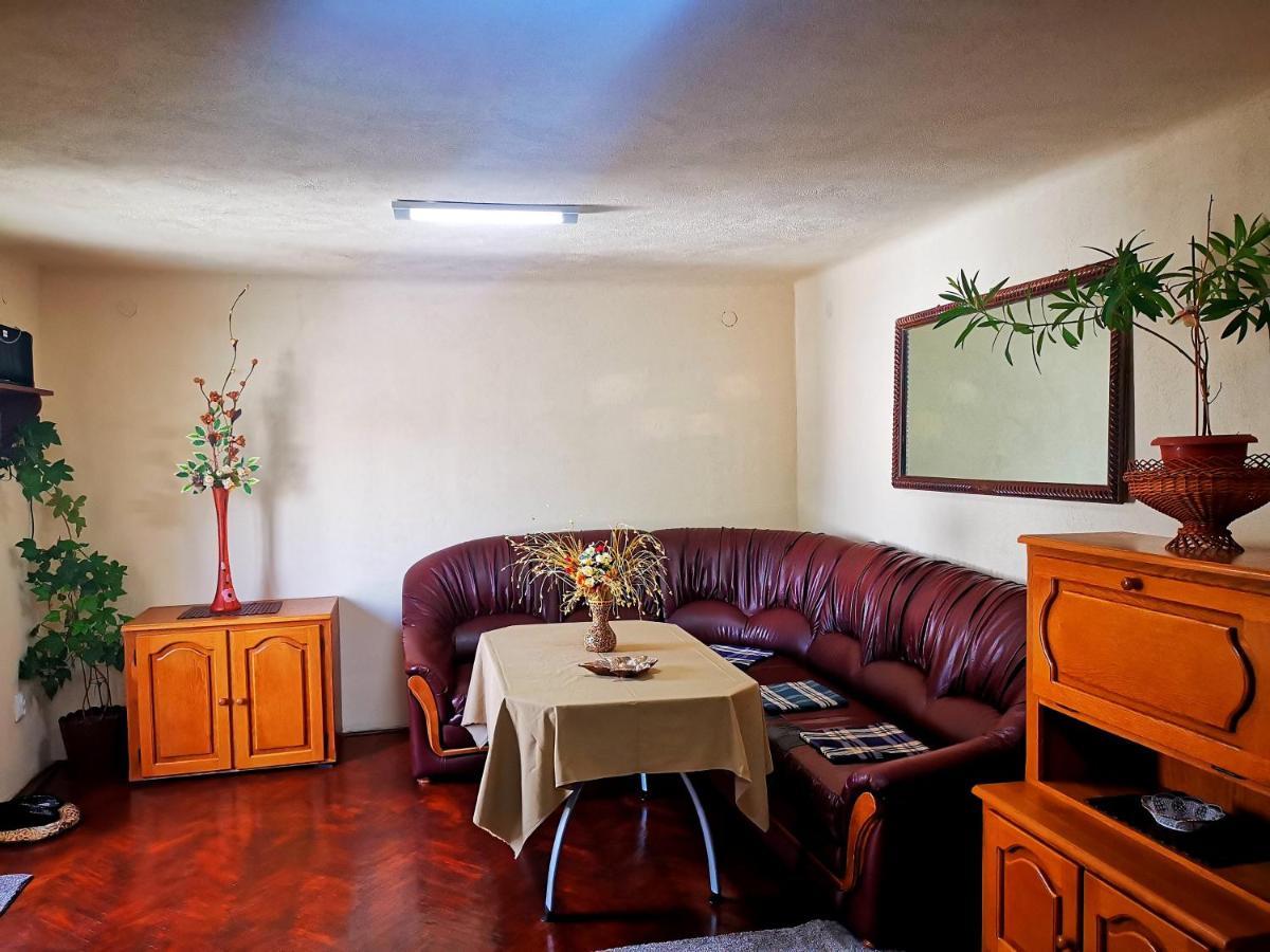 Casa Petrescu Villa Curtea De Arges Ngoại thất bức ảnh